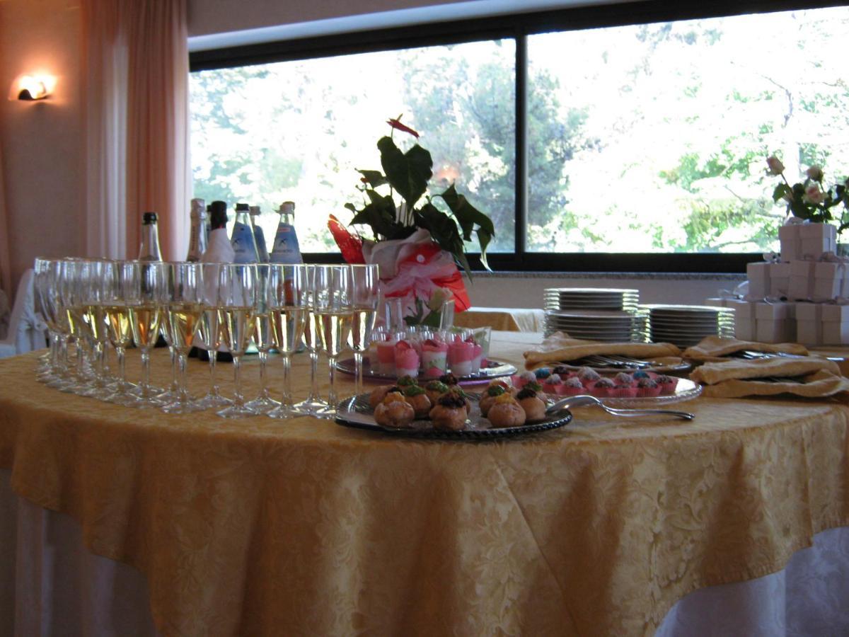 Hotel Du Parc Atri Ngoại thất bức ảnh
