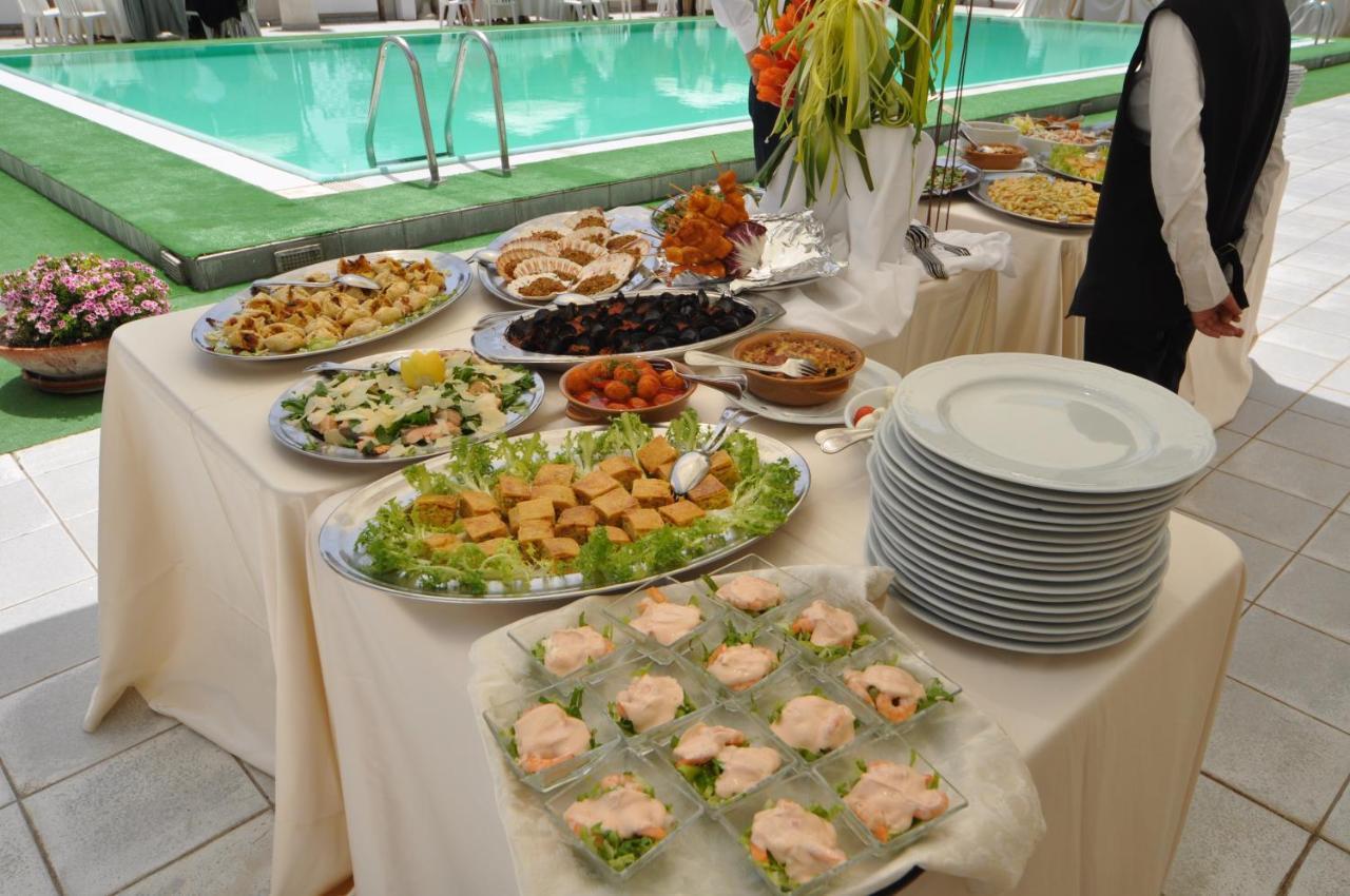 Hotel Du Parc Atri Ngoại thất bức ảnh