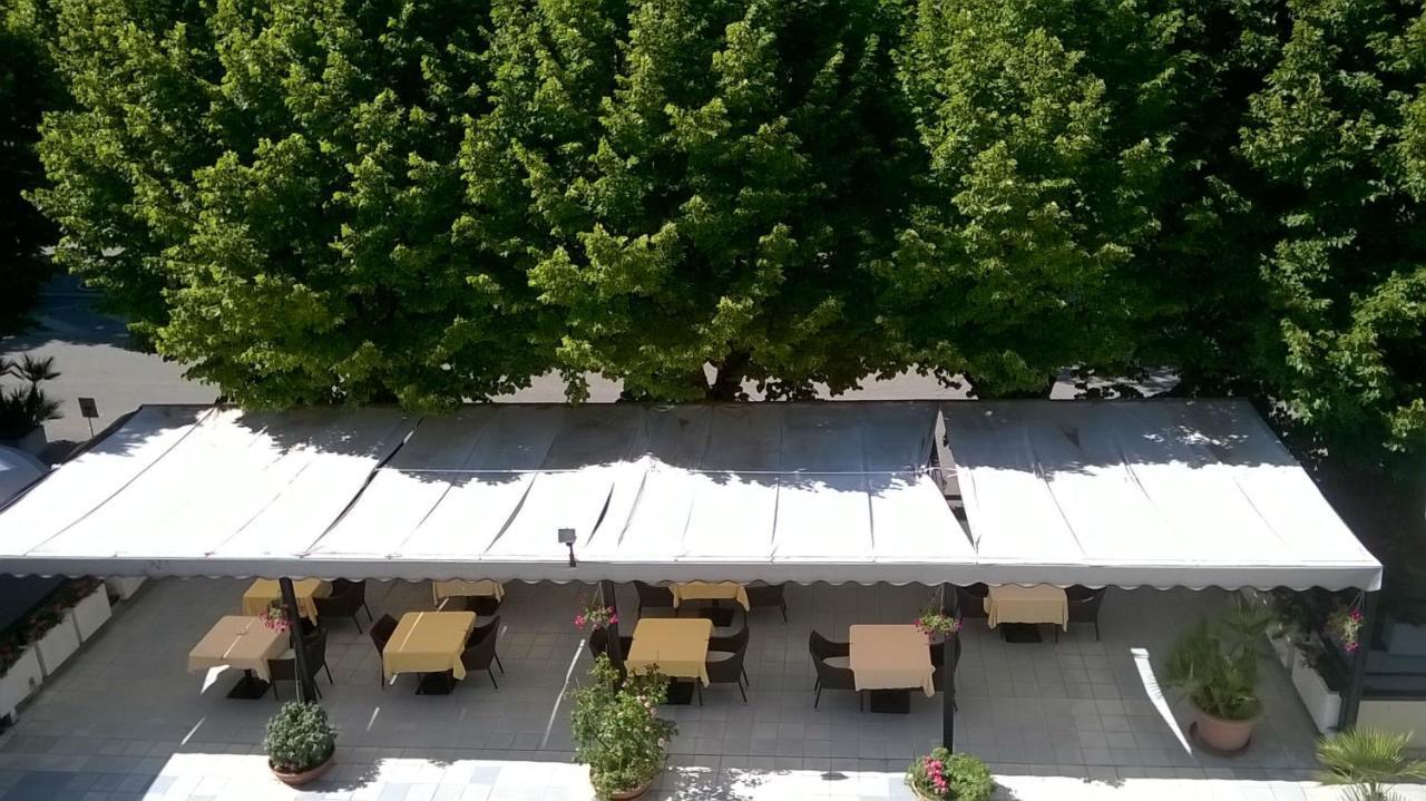 Hotel Du Parc Atri Ngoại thất bức ảnh