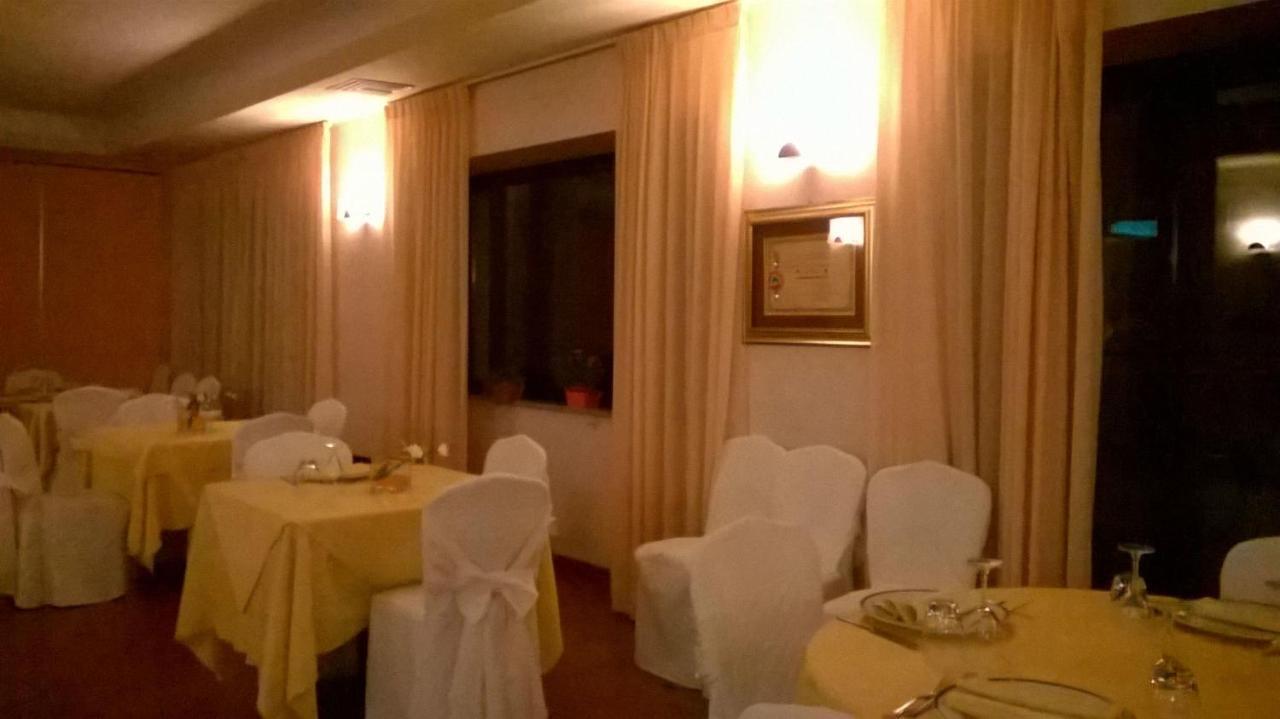 Hotel Du Parc Atri Ngoại thất bức ảnh