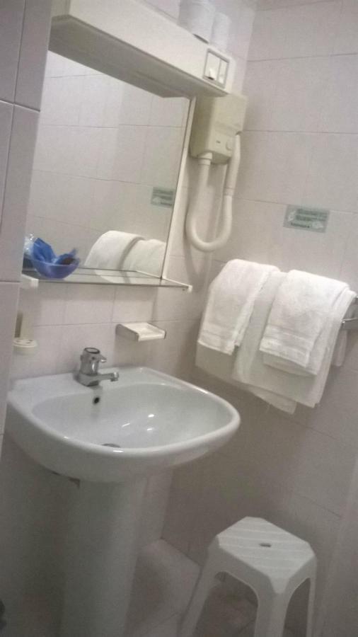 Hotel Du Parc Atri Ngoại thất bức ảnh