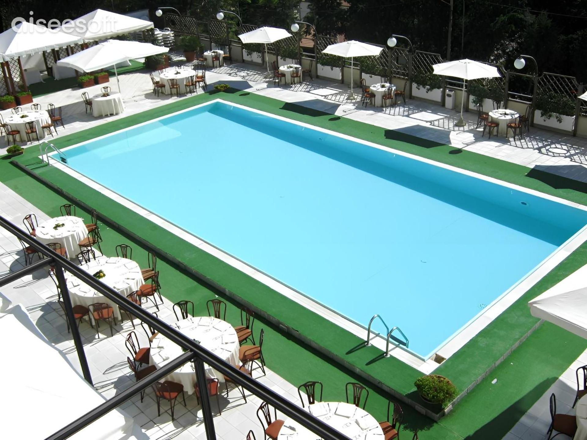 Hotel Du Parc Atri Ngoại thất bức ảnh