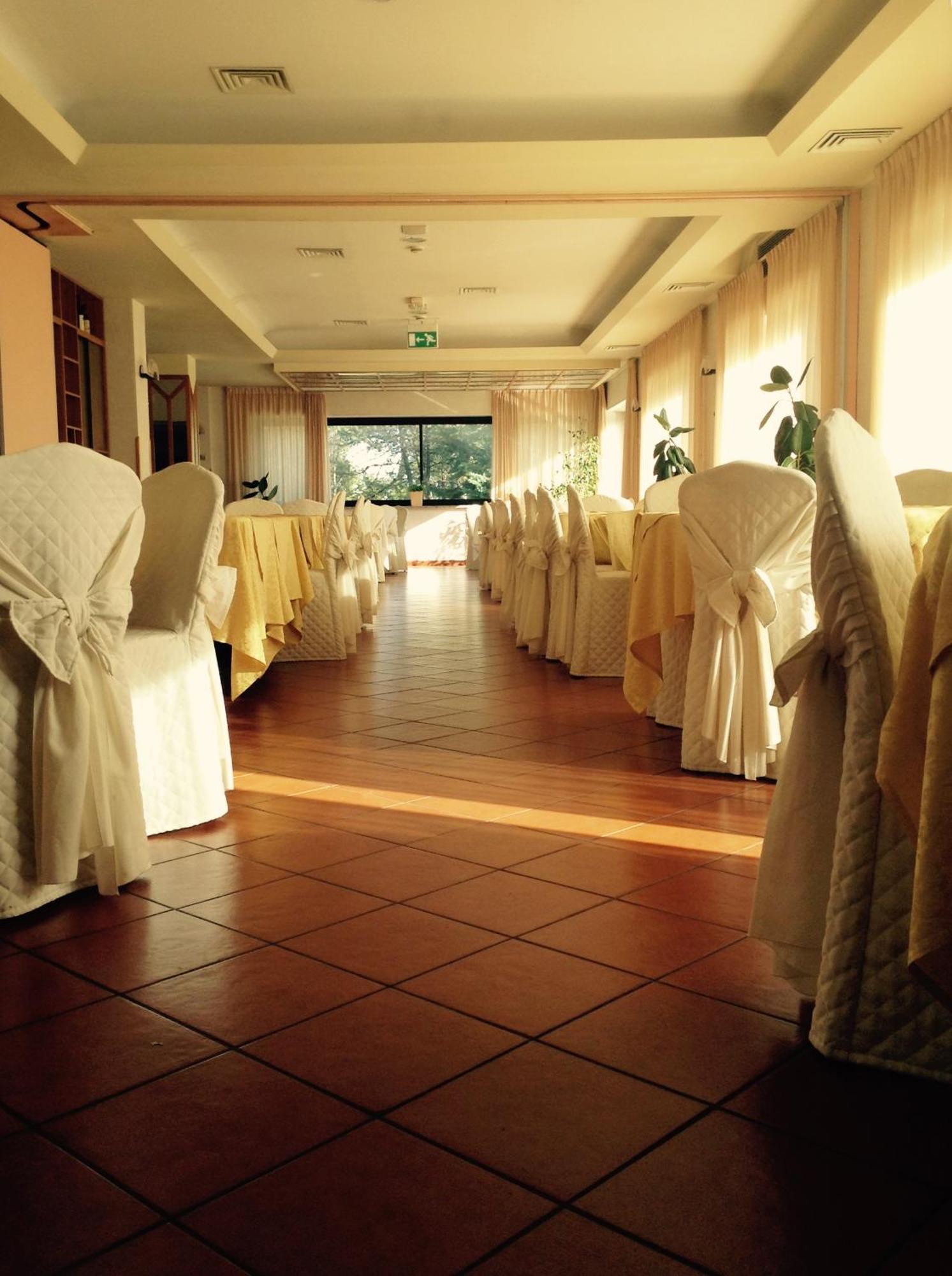 Hotel Du Parc Atri Ngoại thất bức ảnh